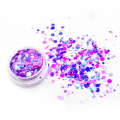 paillettes de confettis, couleurs mélangées et paillettes époustouflantes pour le visage